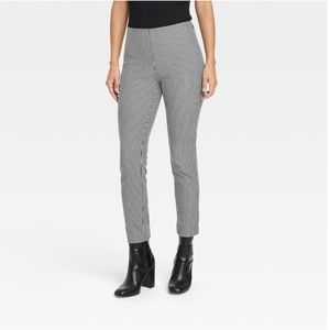 A new day Pull On Skinny Ankle Black & White Gingham Check Stretch Pants Sz 14